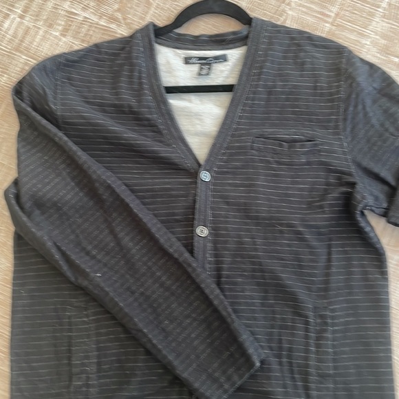 Black with stripe - Picture 3 of 4